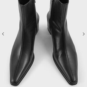Vagabond Black Ankle Booties - EU size 41